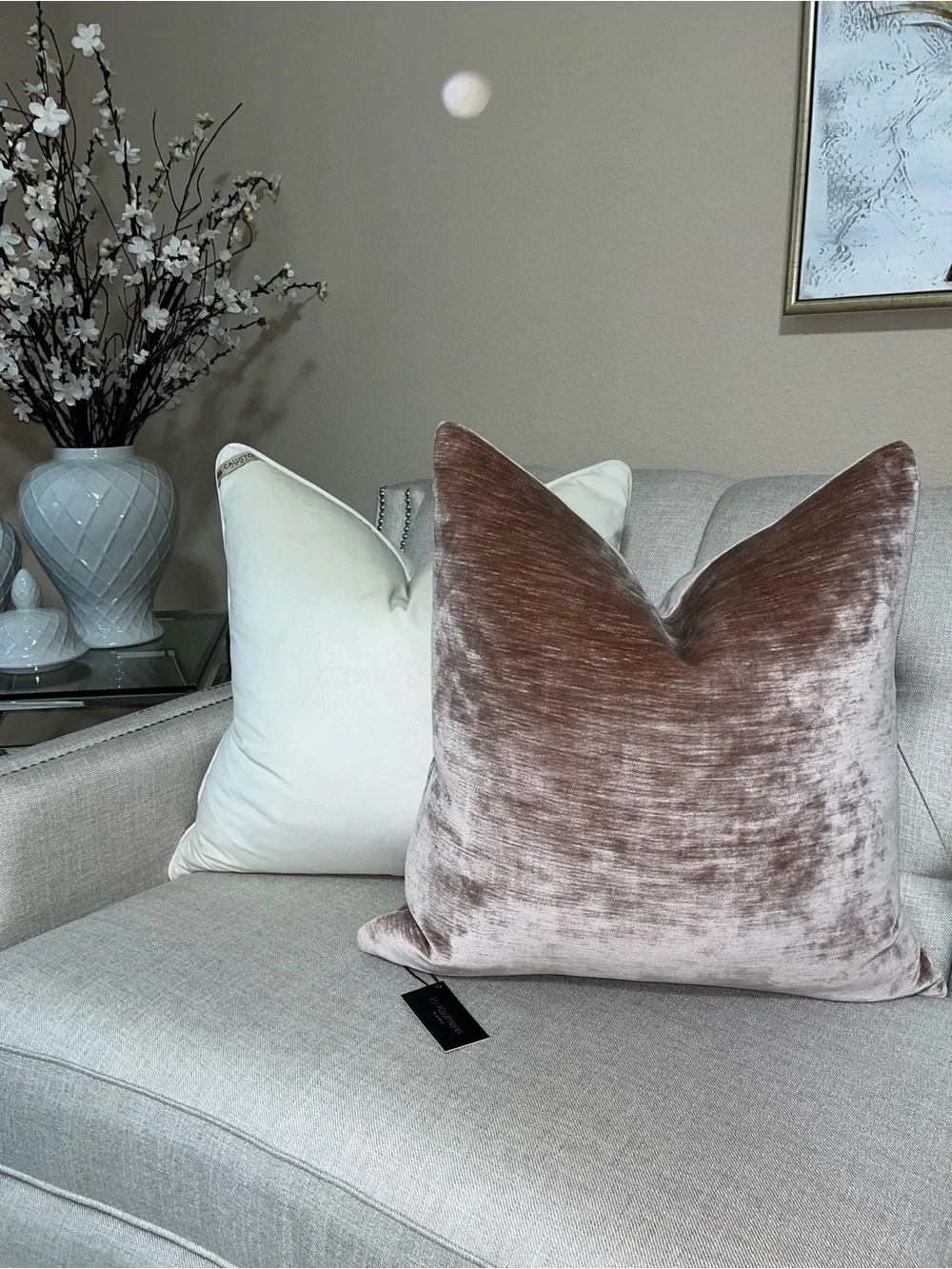 1-NWT P/Kaufmann Mauve  velvet luxury decorative pillow